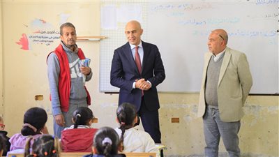 جولة تفقدية مفاجئة لوزير التربية والتعليم بمدارس المقطم 