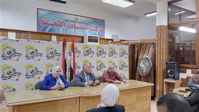 تعليم الفيوم تقيم معارض منتجات مدارس التعليم الفني 