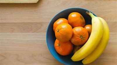 احذرِ .. تخزين الموز مع الفاكهة يؤدي إلى تعفنه بسرعة 