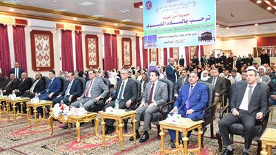 محافظ الفيوم ومدير الأمن يشهدان القرعة العلنية للحج