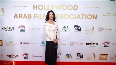 منى زكي تحضر افتتاح مهرجان هوليود للفيلم العربي بفيلم 