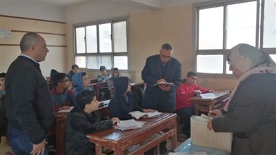 وكيل تعليم الغربية يتابع عدد انتظام الدراسة بمدارس كفر الزيات 