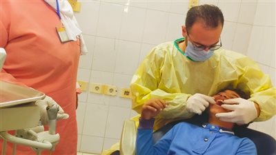 2600 مريض يستفيدون من خدمات القافلة الطبية بـ «جزيرة السعادة»