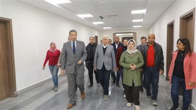 محافظ دمياط يفقد أعمال الإنشاءات بديوان عام المحافظة 