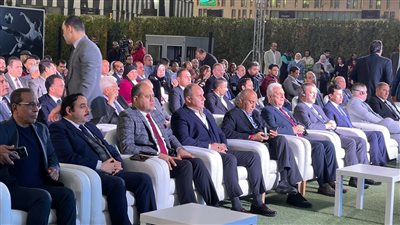 وزير الرياضة يقطع كلمته في مؤتمر 