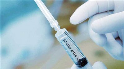 مخاطر حقنة البرد.. كيف يمكن أن تؤدي إلى مضاعفات صحية خطيرة؟