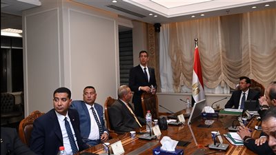 وزير الشباب والرياضة يلتقي بمجلس ادارة اتحاد العاب القوي الجديد