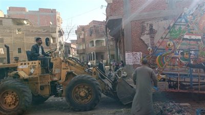 محافظ الغربية يتابع بدء أعمال رصف شوارع قرية شبراملس