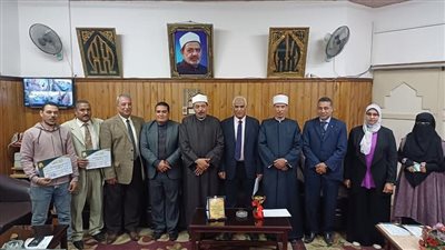 أزهر سوهاج يكرم الفائزين بمسابقة شارك وأبدع