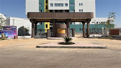 وزير الإسكان: استكمال تنفيذ مستشفى جديد بقنا بقدرة استعابية 175سريرا 