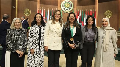 وزيرة التنمية المحلية تفوز بجائزة أفضل محافظ على مستوي الدول العربية لعام 2023 – 2024 
