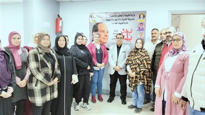  افتتاح ورش العمل الثانيه لتعليم لغه الاشارة من خلال 100جمله اشاريه