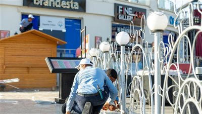 الإستعدادات النهائية لإقامة حفل الكريسماس بسوهو سكوير بشرم الشيخ