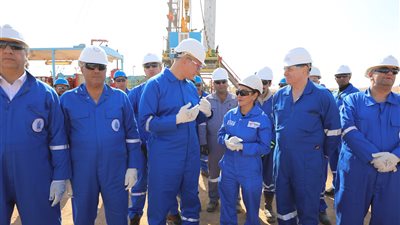 البترول: بدء أعمال حفر بئر 