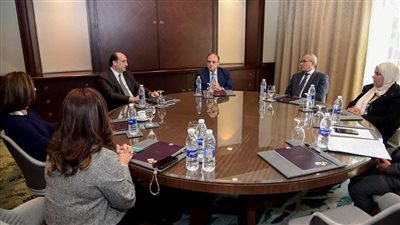 رئيس هيئة الدواء يجتمع مع رئيس جمعية المعلومات الدوائية لبحث أطر التعاون المختلفة