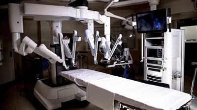 خبير ذكاء اصطناعي: الجراحة الروبوتية ثورة  هامة في الطب (فيديو)