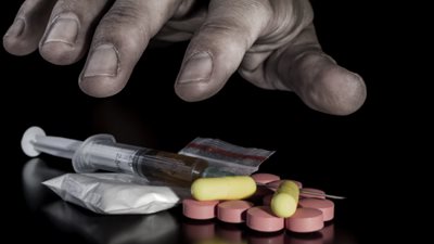 ضبط 7 قضايا اتجار في المواد المخدرة 