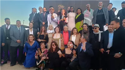 بصورة جماعية.. انتهاء فعاليات ختام الدورة الأولى من مهرجان الفيوم السينمائى الدولي