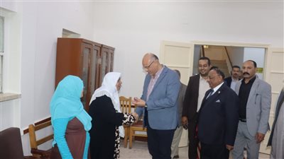 بعد تجديدها.. محافظ القليوبية يتفقد دار المسنين ببنها  