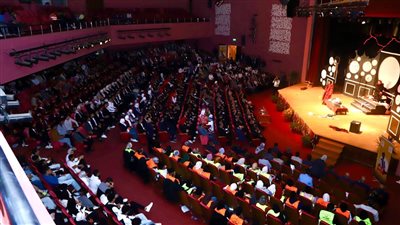 وزير التعليم العالي ومحافظ السويس يشهدان انطلاق العرض المسرحي لصندوق مكافحة الإدمان