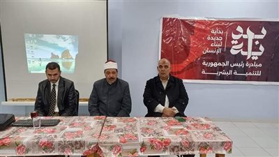 رئيس أزهر سوهاج يتفقد فعاليات البرنامج التدريبي لمكافحة الفساد 