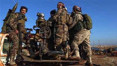 المعارضة السورية المسلحة تعلن سيطرتها على مطار حلب الدولي وأجزاء من إدلب