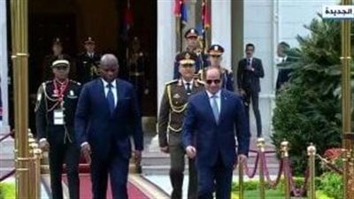 رئيس الجابون يهنئ السيسي على تشييد العاصمة الإدارية: أتمنى إنجاز مثلها في بلادي