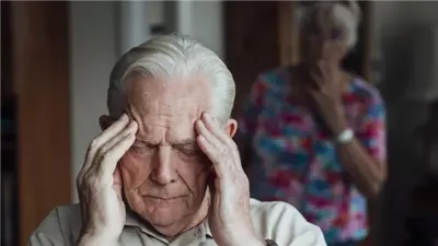 هل يزيد التدخين الإلكتروني من خطر الإصابة بالخرف؟.. دراسة تجيب