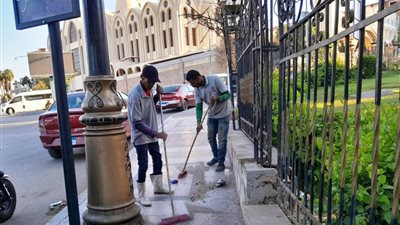 تكثيف أعمال النظافة ورفع التراكمات بمدن أسوان 