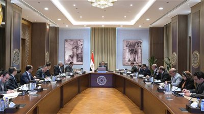 مدبولي يتابع توفير الاحتياجات المالية لـ 