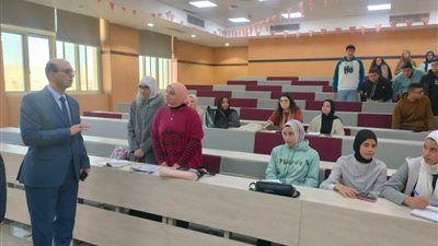 المنشاوي يتفقد جامعة أسيوط الأهلية للاطمئنان على سير العملية التعليمية ويشيد بالانضباط