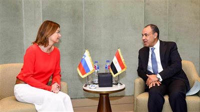 وزير الخارجية يبحث مع نظيرته السلوفينية العلاقات المشتركة والقضية الفلسطينية