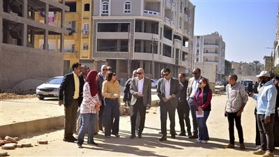 محافظ الأقصر يوجه باستكمال فتح شارع الـ15 حتى نادي 