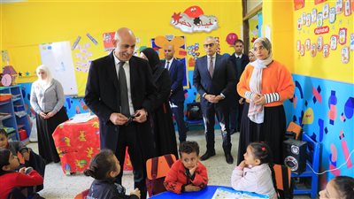 وزير التربية والتعليم يتابع انتظام العملية التعليمية في مدارس الإسماعيلية