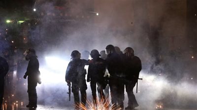 شرطة جورجيا أطلقت مدافع المياه والغاز المسيل للدموع لتفريق المتظاهرين.. التفاصيل 