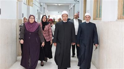أمين المجلس الأعلى للشؤون الإسلامية يفتتح معرضًا للكتاب بكلية الدراسات الإسلامية بالإسكندرية