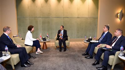 تفاصيل لقاء وزير الخارجية مع وزيرة الدولة للتنمية بوزارة خارجية المملكة المتحدة