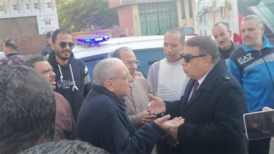 محافظ الدقهلية يوجه بتواجد مروري على مدار اليوم بمجمع مدارس طلخا