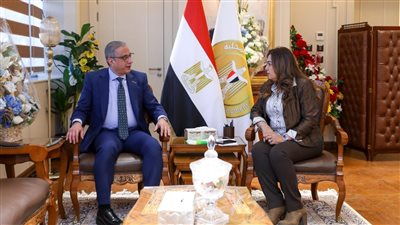 وزيرة التنمية تتابع مع محافظ الفيوم جهود تنفيذ ملفي 