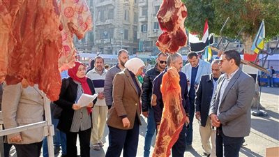 إقبال المواطنين على سوق اليوم الواحد بالإسكندرية 