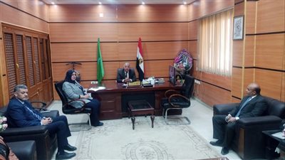 تعليم الفيوم تناقش محاور أعمال وحدة دعم اللامركزية 