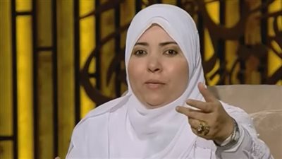 أستاذ تفسير تهاجم نصائح “السوشيال”:  “تخريب للبيوت وتشريد للأطفال”