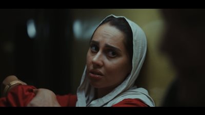 بالفيديو.. ياسمين رئيس في كواليس فيلم الفستان الأبيض