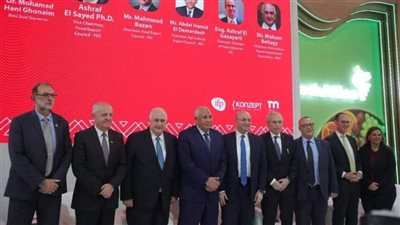 محافظ الوادي الجديد يُشارك بفعاليات معرض 