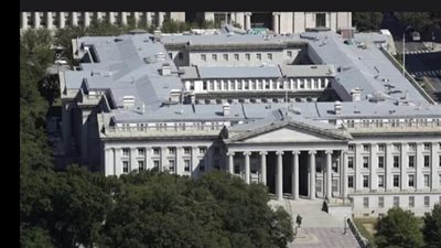 الولايات المتحدة تفرض عقوبات على أسطول الظل الإيراني 