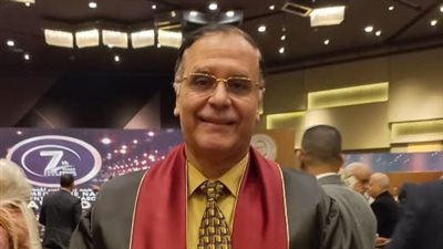 السقا يفوز بجائزة البحث العلمي في العلوم الطبية والصحية