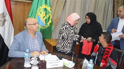 محافظ القليوبية يعقد لقاء بمدينة شبرا الخيمة لحل مشاكل المواطنين