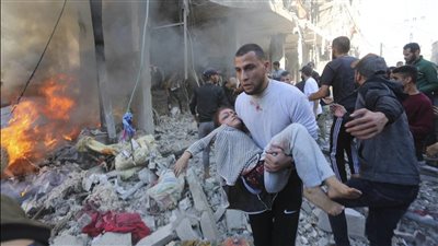 الدفاع المدني: الاحتلال الإسرائيلي يهجر الفلسطينيين من بيت لاهيا بالقصف والحصار