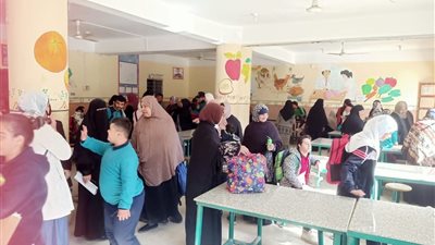 جامعة قناة السويس تُطلق قافلة طبية إلى مدرسة التربية الفكرية