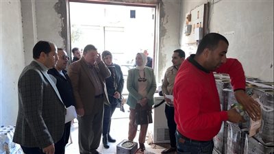 ضبط 11 طن مخلل و95 صفيحة جبنة بدكرنس غير صالحة للإستخدام الأدمي